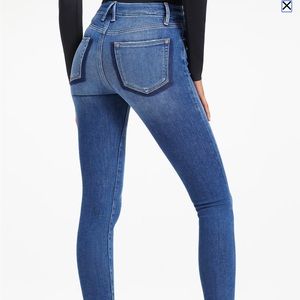 Good American Good Legs Cropped Jeans